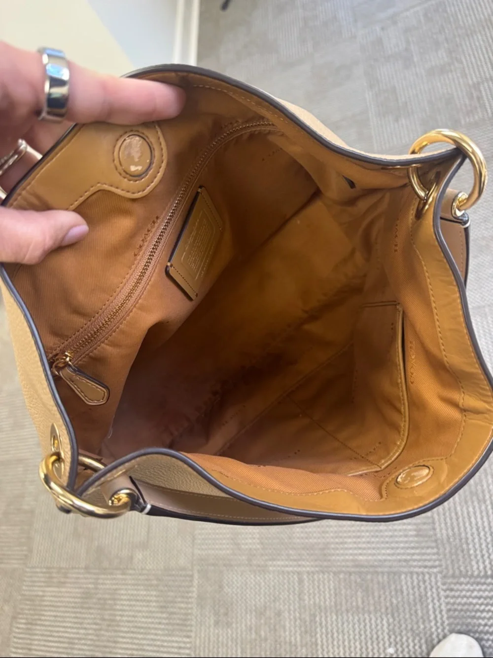 Coach Polished Pebble Leather Clarkson Hobo Purse - Picture 5 of 9